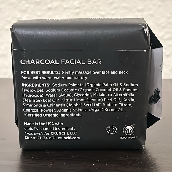 Crunchi Charcoal Facial Bar - Picture 2 of 2